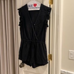 Bella Dahl black linen romper medium